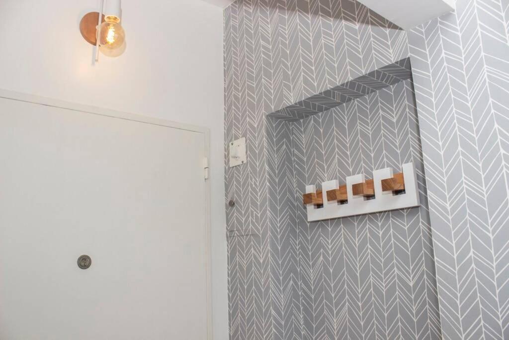 Recoberta Apartment. Disenado Disfrutar Appartamento *